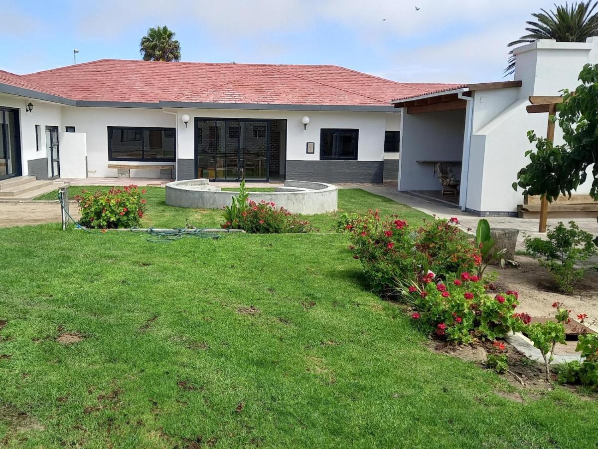 Beach Garden Guesthouse With Self Catering Swakopmund Kültér fotó
